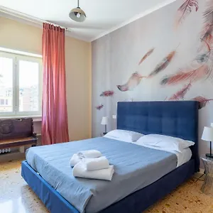 Casa Preziosa In Metro Piramide Rzym
